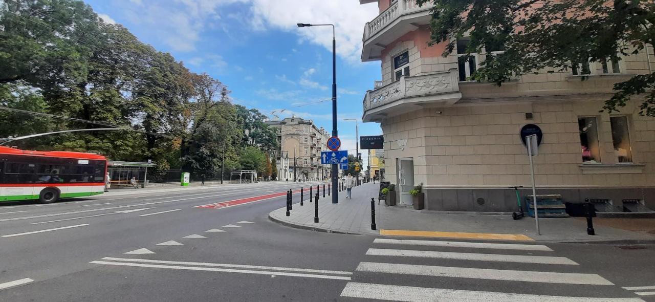 Mansarda Ogrod Saski Centrum Csk Zwirki I Wigury Lublin Ngoại thất bức ảnh